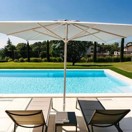 Couette-café Spina Côme